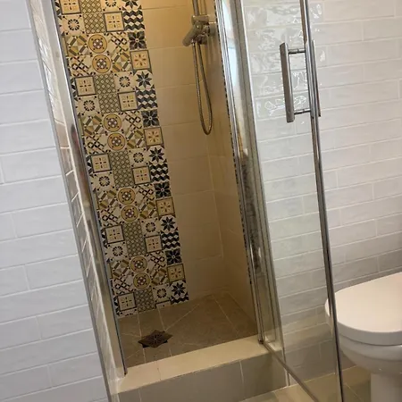 Ruim Aan Het Met 4 Slaapkamers Apartamento