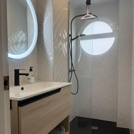 Ruim Aan Het Met 4 Slaapkamers Apartamento Torrevieja