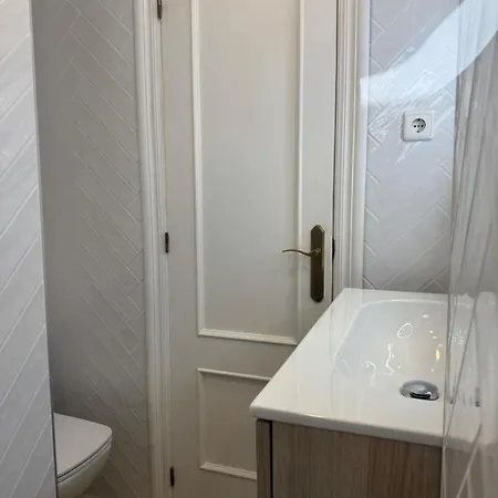 Apartamento Ruim Aan Het Met 4 Slaapkamers